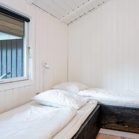 4 Star In Ferienhaus *
