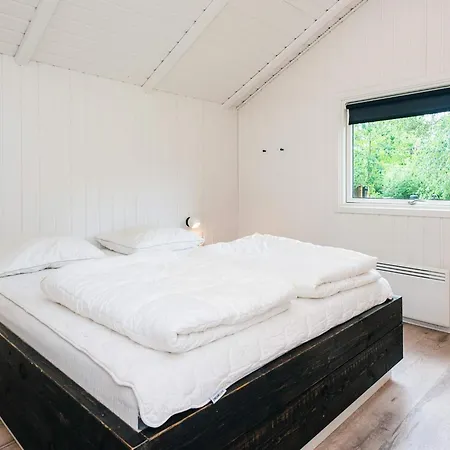 4 Star In Semesterbostad Nørre Nebel